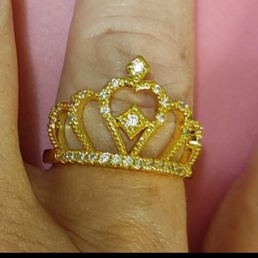 New gold Crown ring. 18kt GF